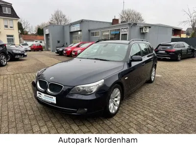 Gebraucht BMW 520 Advantage 177 PS (130 kW) 2008 Blau Kombi