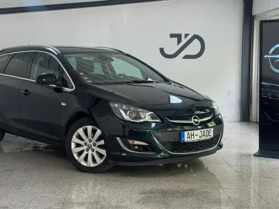 Gebraucht Opel Astra 165 PS (121 kW) 2015 Grün Limousine