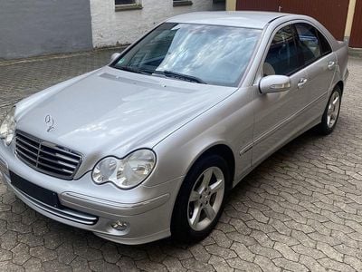 Mercedes C270