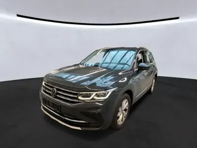 Gebraucht VW Tiguan Elegance 200 PS (147 kW) 2023 Grau SUV