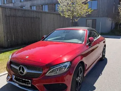 Gebraucht Mercedes C200 AMG 184 PS (135 kW) 2017 Rot Cabrio