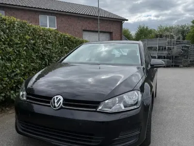 Gebraucht VW Golf VII Comfortline 86 PS (63 kW) 2013 Schwarz Kleinwagen