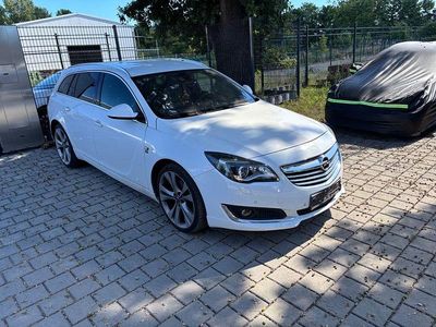 Gebraucht Opel Insignia OPC 194 PS (142 kW) 2015 Weiß Kombi
