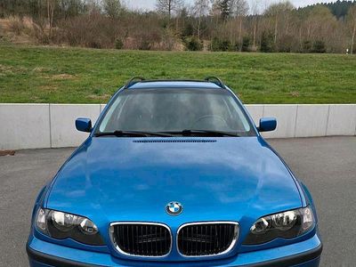 Gebraucht BMW 318 143 PS (105 kW) 2002 Blau Kombi