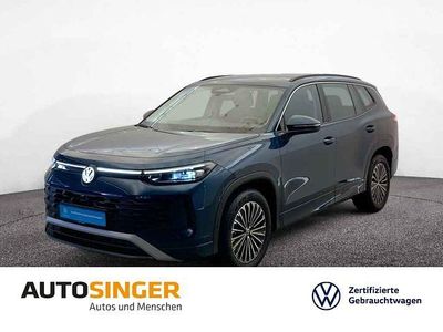 Nightshade blue metallic Gebraucht 2025 VW Tayron Life SUV | 39.420 €