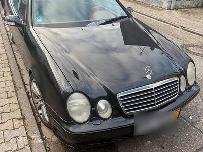Mercedes CLK230