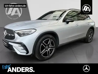 Gebraucht Mercedes GLC220 AMG 197 PS (144 kW) 2023 Silberlack hightechsilber SUV
