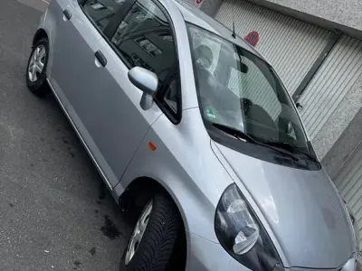 Gebraucht Honda Jazz 83 PS (61 kW) 2002 Silber Kleinwagen