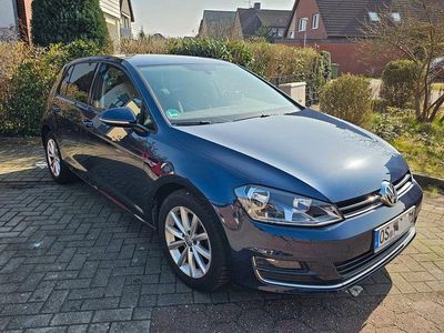 Gebraucht VW Golf VII LOUNGE 125 PS (91 kW) 2015 Blau Limousine