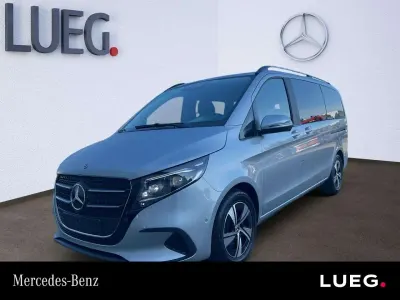Usata Mercedes V220 Style 163 CV (119 kW) 2025 Argento Monovolume