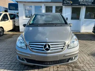 Gebraucht Mercedes B170 116 PS (85 kW) 2005 Grau Van / Kleinbus