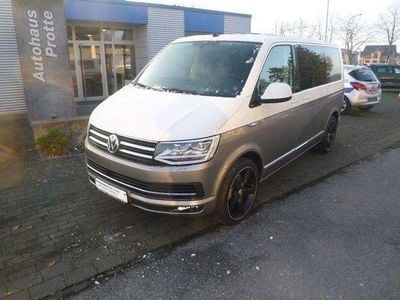 Usado VW Multivan Highline 204 HP (150 kW) 2017 Branco Monovolume