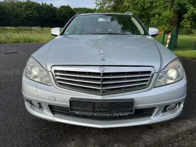 Gebraucht Mercedes C320 Elegance 224 PS (164 kW) 2008 Silber Kombi