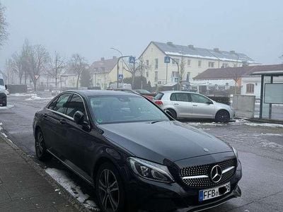 Schwarz Gebraucht 2016 Mercedes C180 Limousine | 16.990 € (Fairer Preis)