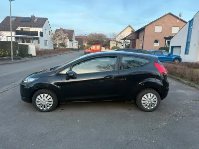 Usata Ford Fiesta 82 CV (60 kW) 2009 Blu Utilitaria