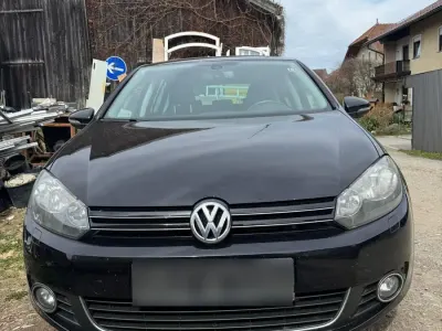 Gebraucht VW Golf VI Style 122 PS (89 kW) 2011 Schwarz Kleinwagen