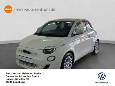 Gebraucht Fiat 500e Action 69 kW (95 PS) 2022 Colore esterno (arktis weiß) Kleinwagen
