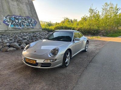 Porsche 911 Carrera 4