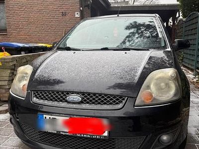 Schwarz Gebraucht 2007 Ford Fiesta Kleinwagen | 1.000 €