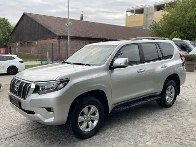 Gebraucht Toyota Land Cruiser 177 PS (130 kW) 2019 Silber (metallic) SUV