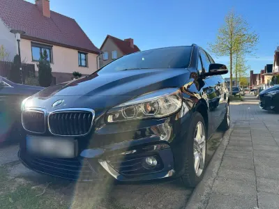Gebraucht BMW 218 Active Tourer Sport Line 150 PS (110 kW) 2014 Schwarz Van / Kleinbus