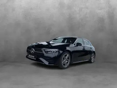 Gebraucht Mercedes A180 AMG line Plus 136 PS (100 kW) 2025 Lack kosmosschwarz Limousine