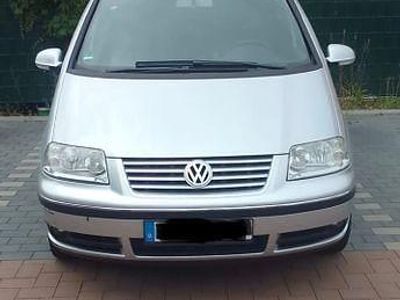 Silber Gebraucht 2007 VW Sharan Comfortline Van / Kleinbus | 3.500 € (Fairer Preis)