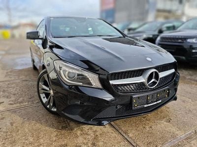 Gebraucht Mercedes CLA200 156 PS (114 kW) 2015 Schwarz Limousine