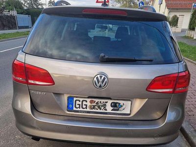 Gebraucht VW Passat Exclusive 122 PS (89 kW) 2011 Braun Kombi