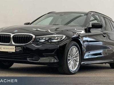 BMW 330e