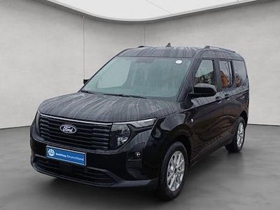 Neu Ford Tourneo Courier Titanium 125 PS (91 kW) 2026 Schwarz Van / Kleinbus