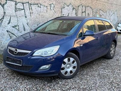 Occasion Opel Astra Design Edition 110 PK (80 kW) 2012 Blauw Stationwagen