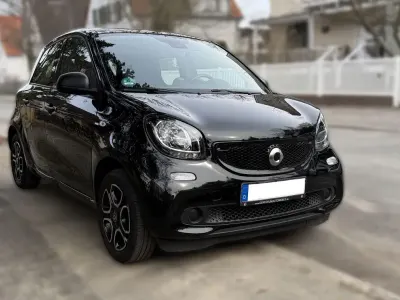 Używany Smart ForFour 71 KM (52 kW) 2019 Czarny Hatchback