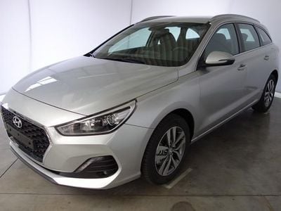 Gebraucht Hyundai i30 Trend 140 PS (102 kW) 2019 Silber Kombi