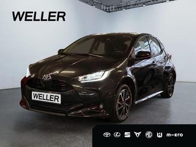 Neu Toyota Yaris Hybrid Comfort 116 PS (85 kW) 2025 Schwarz Kleinwagen