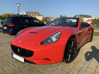 Gebraucht Ferrari California 489 PS (359 kW) 2011 Rot Cabrio