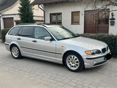 Gebraucht BMW 318 143 PS (105 kW) 2003 Silber Kombi