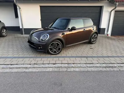 Gebraucht Mini Cooper D 111 PS (81 kW) 2010 Kleinwagen