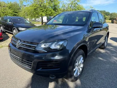 Gebraucht VW Touareg 239 PS (175 kW) 2011 Grau SUV