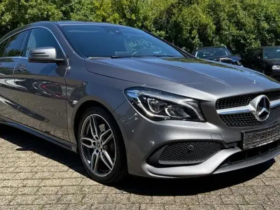 Gebraucht Mercedes CLA220 Shooting Brake AMG 170 PS (125 kW) 2018 Grau Kombi