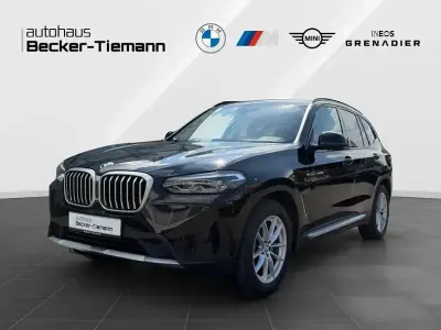Gebraucht BMW X3 Sport Line 190 PS (139 kW) 2023 Schwarz ii SUV