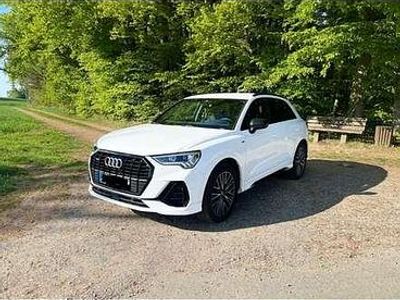 Gebraucht Audi Q3 Black Edition 190 PS (139 kW) 2019 Weiß SUV