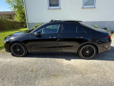 Brugt Mercedes CLA250 224 HK (164 kW) 2024 Sort Sedan