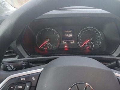 Usata VW Caddy Maxi 102 CV (75 kW) 2024 Grigio Monovolume