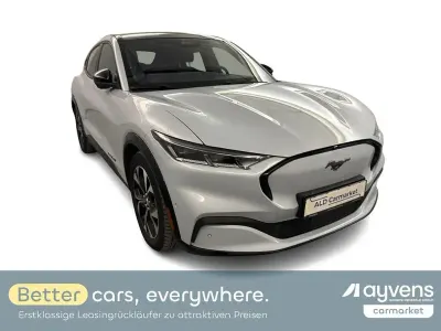 Gebraucht Ford Mustang Mach-E 258 kW (351 PS) 2022 Weiß SUV
