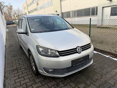 Silber Gebraucht 2011 VW Touran Highline Van / Kleinbus | 8.999 € (Fairer Preis)