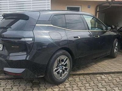 Second-hand BMW iX Sport Line 384 kW (523 CP) 2023 Gri SUV