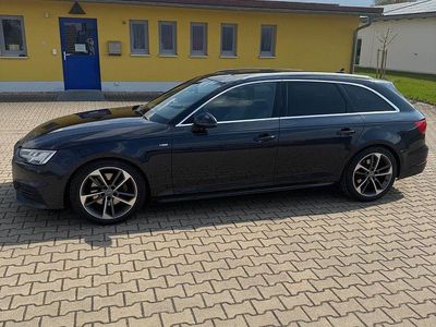Usata Audi A4 Design 190 CV (139 kW) 2016 Blu Station wagon