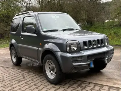 Usata Suzuki Jimny 86 CV (63 kW) 2008 Andere farben SUV