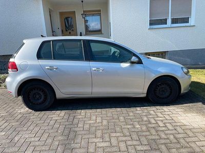 Gebraucht VW Golf VI Trendline 102 PS (75 kW) 2009 Silber Kleinwagen
